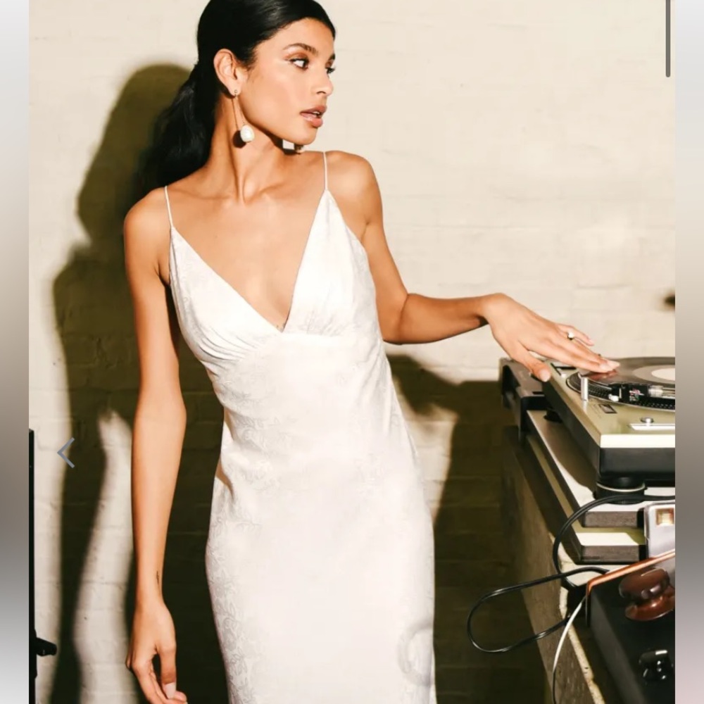Brand New Jenny Yoo Wedding Dress - Size 10